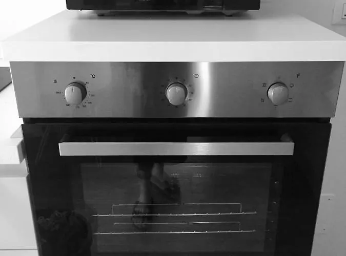 Piccolo Moderno Sulla In Centro 公寓