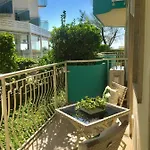 Piccolo Moderno Sulla In Centro Appartement