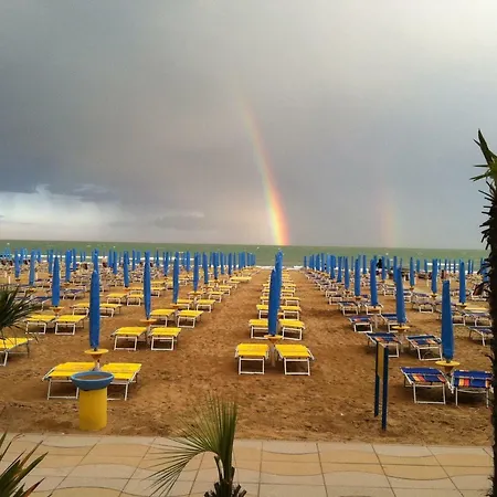 Piccolo Moderno Sulla In Centro Daire *